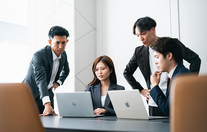 ◆選考直結◆【年収500万スタート！】IT×コンサルで企業を支える急成長メガベンチャー企業説明会！の紹介写真1