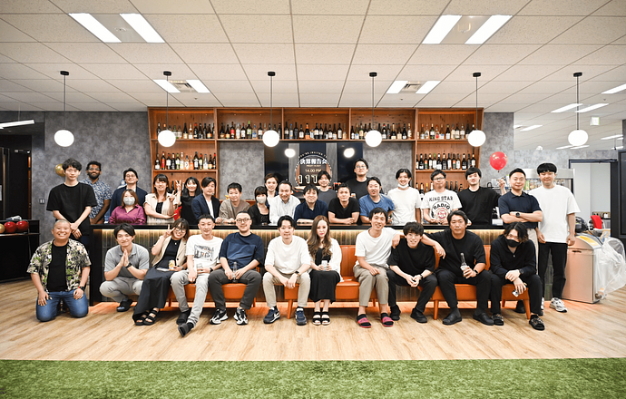 株式会社ウルトラホールディングスの会社について写真1