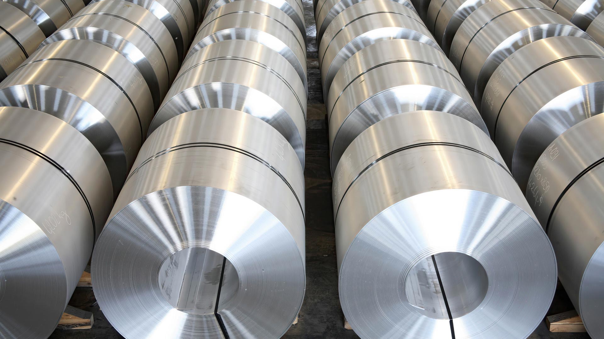 岡谷鋼機株式会社の写真